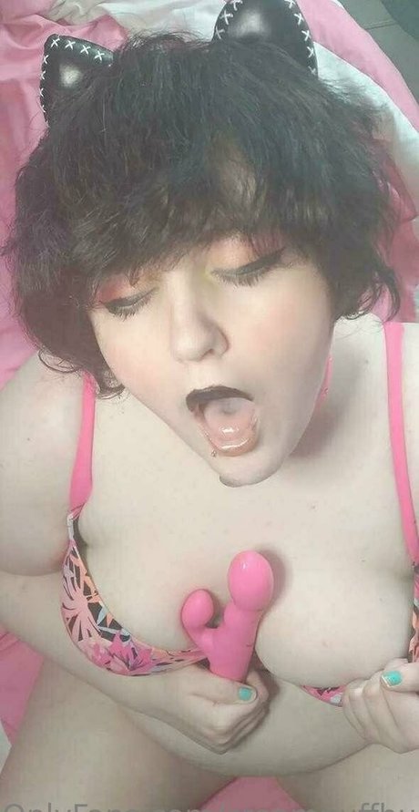 足ヌードオンリーファンズ 美しい裸 画像