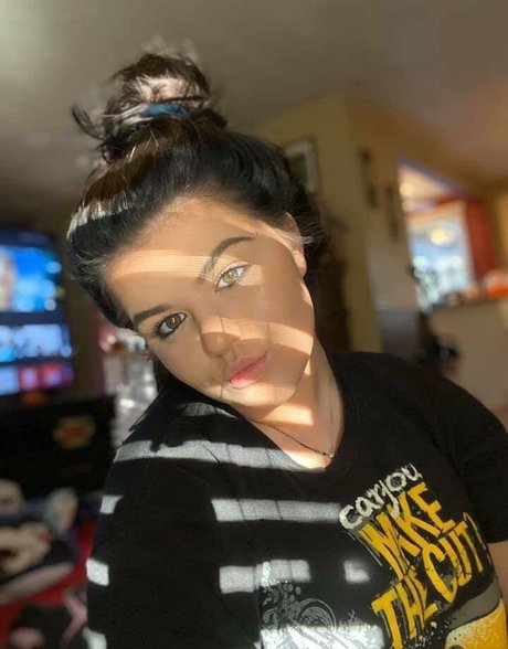 SlutAlexisOwO アートモデル 写真