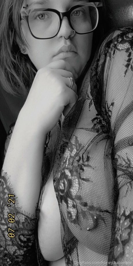 pixieprincess1994 エロティックモデル 写真