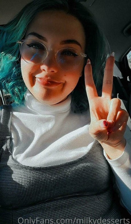 milkydesserts アートモデル ギャラリー