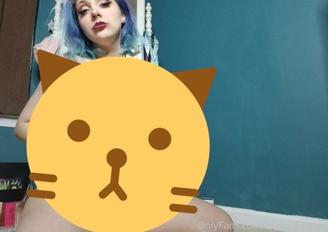 milkydesserts 裸の女優 写真