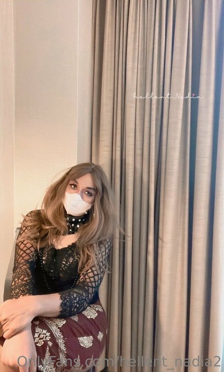 hellent nadia2 アダルトスター 写真