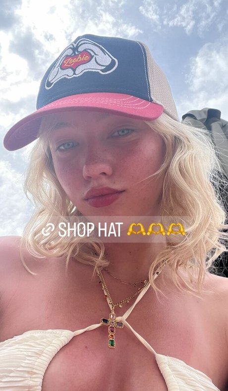 Lola Clark ヌードモデル アーカイブ