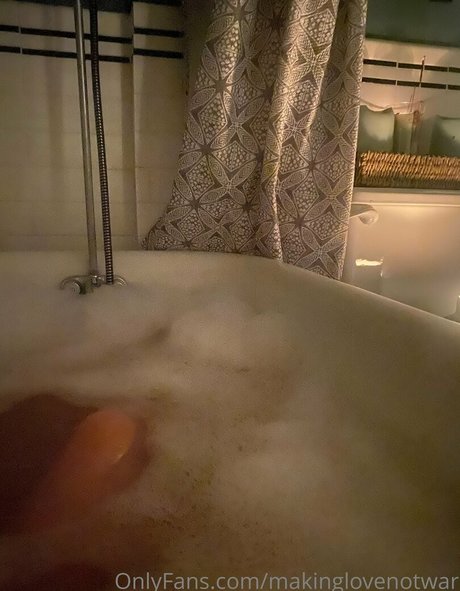 女性フィットネス オンリーファンズ ヌード 写真