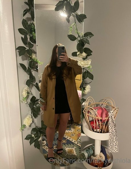 luckywithlola 独占スター 写真