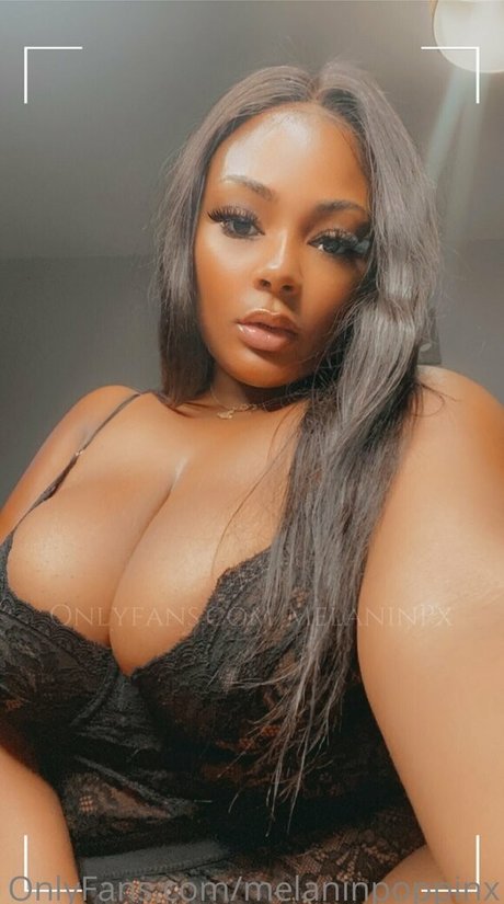 playwithnelx ポルノスター 写真