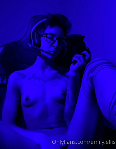 emily kat 限定モデル 写真