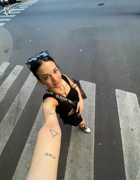 巨乳の赤毛オンリーファンズ えろ 画像