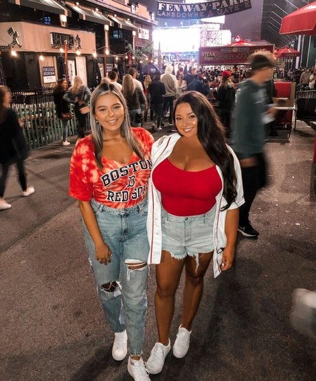 赤毛ティーンオンリーファンズ アダルト アーカイブ