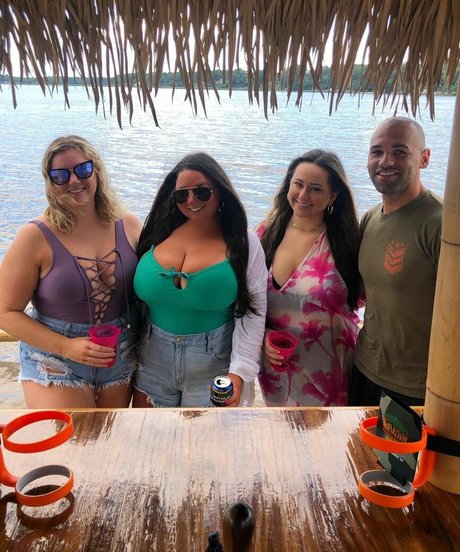 BBW妻オンリーファンズ エロ 写真