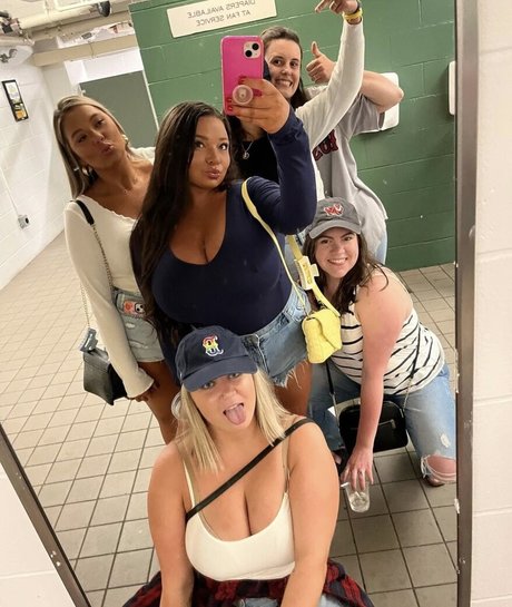 アジア人 ノーPPV オンリーファンズ アートヌード ギャラリー