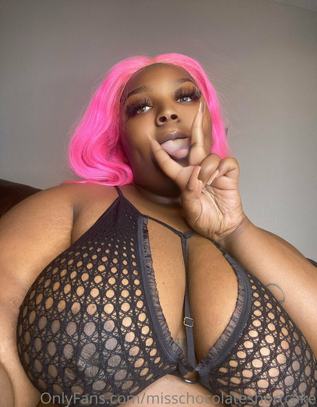 毛深い赤毛のオンリーファンズ 無料xxx 写真