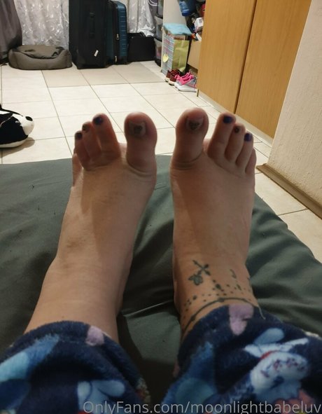 足 熟女 OnlyFans セクシーxxx 画像