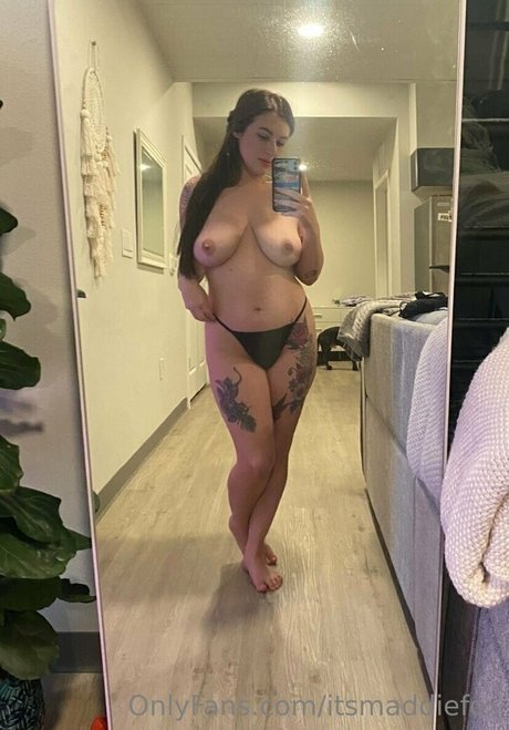 itsmaddiefox 無料女優 ギャラリー