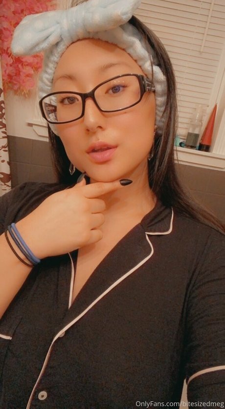 BBWキティOnlyFans セクシーヌード 画像