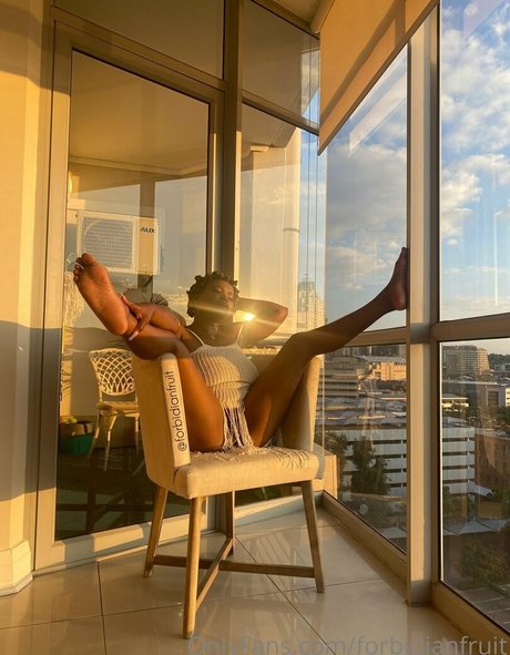 forbidianfruit ポルノスター セクシー アーカイブ