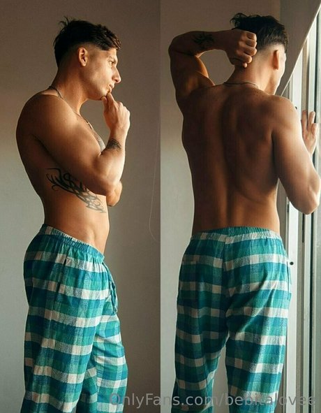 マンコ 熟女 OnlyFans 美しい裸 画像