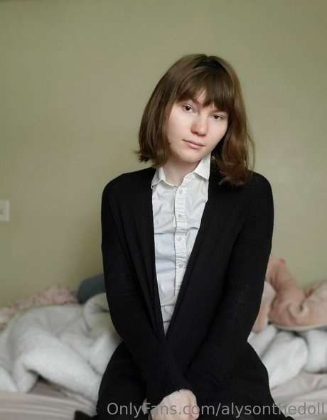 alysonthedoll かわいいスター 画像