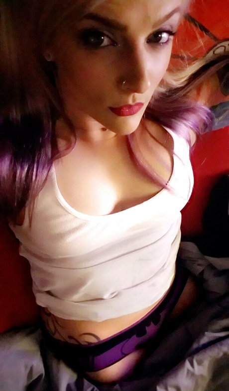 vinniethemouth エロティック女優 画像