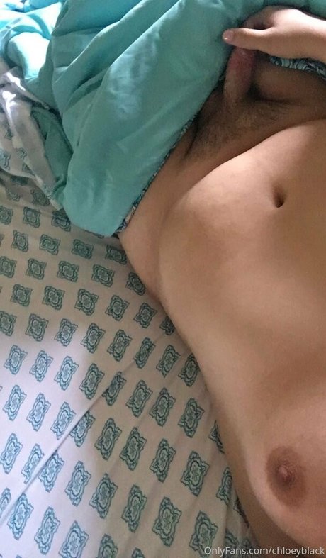 ブルネットのPOV OnlyFans ポルノグラフィック ギャラリー