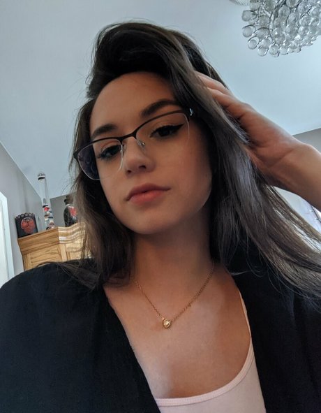 kqsiren ポルノスター 裸 画像