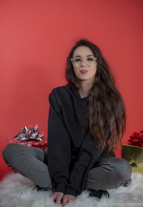 kqsiren 高品質モデル 写真