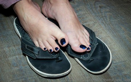 hot mama next door エロティックなモデル 写真