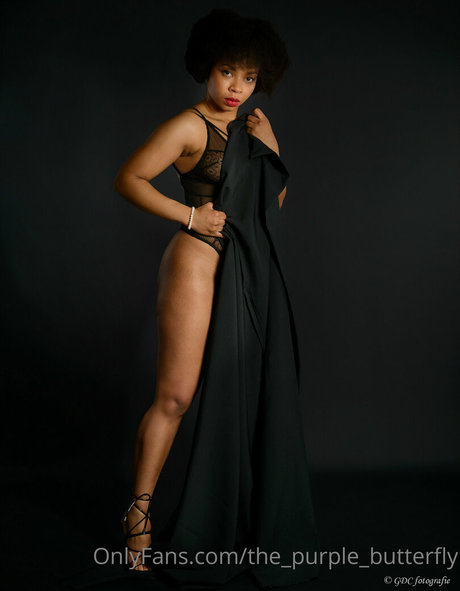 mrs mazikeen アートスター 写真