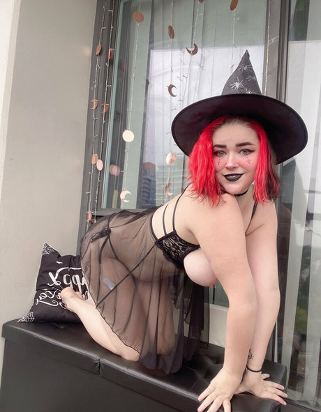 vanessastrawbe1 ヌードスター 画像