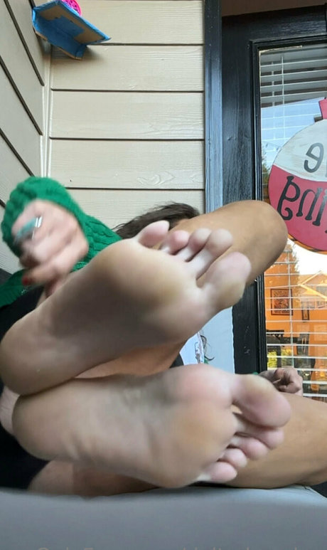 18歳のオンリーファンズ ポルノ 写真