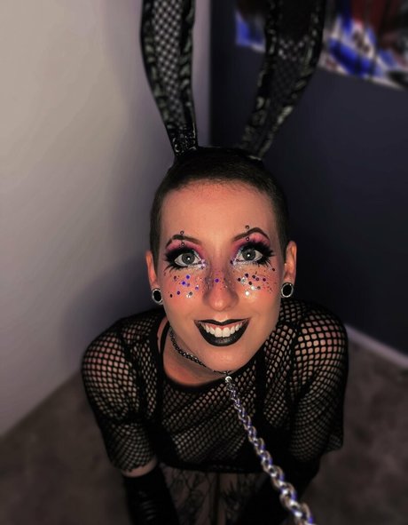 Alieninara 最高の女優 写真