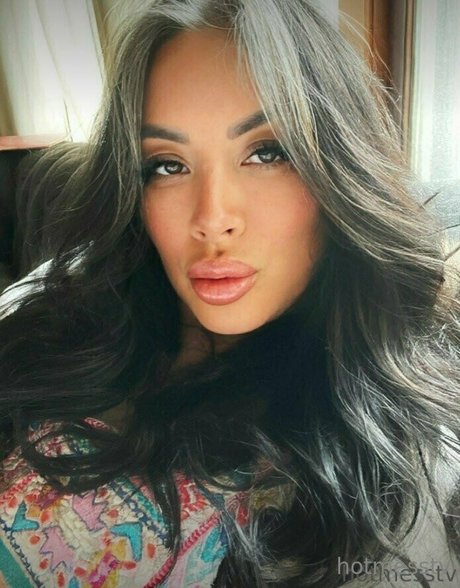 大きな黒い猫OnlyFans 無料ヌード 画像