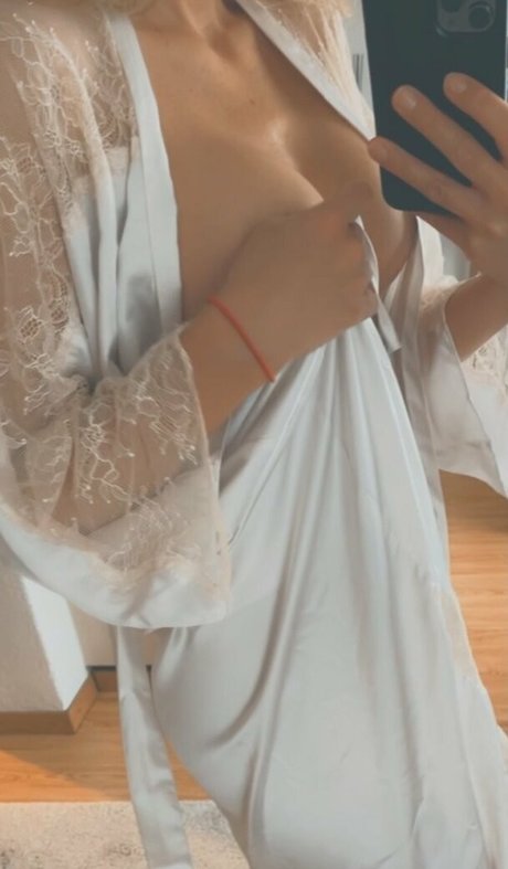 sashashhh スター ヌード 画像