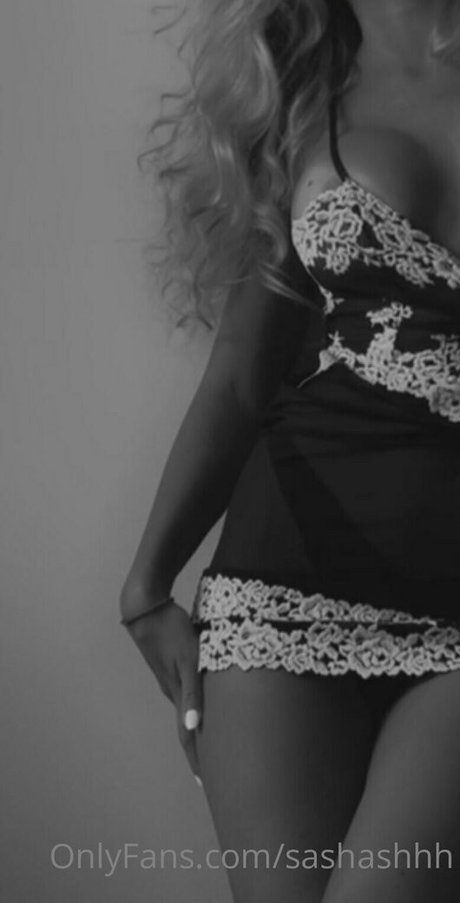 sashashhh 美しい女優 写真