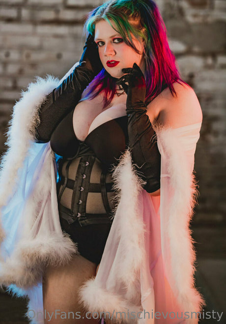 mischievousmisty 独占スター ギャラリー