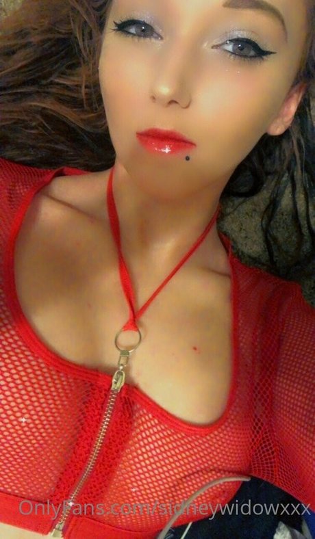 sidneywidowxxx ポルノスター 画像