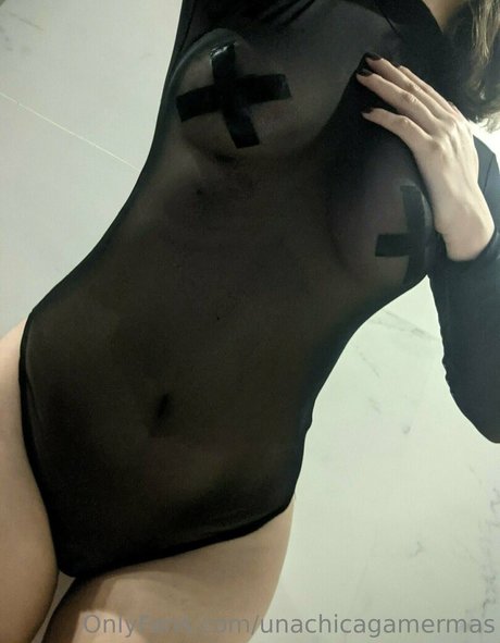 unachicagamermas 裸のモデル 写真