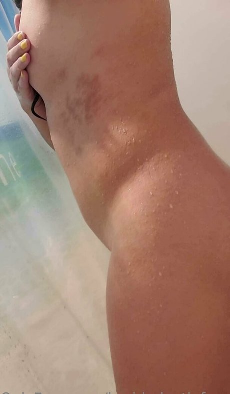 braidedcutiefree ヌード女優 ギャラリー