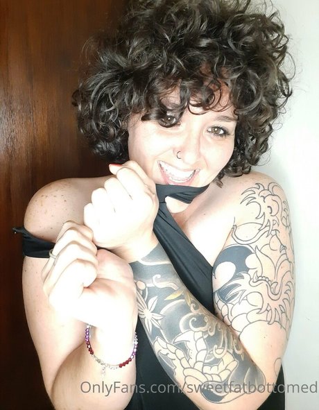 男性TikTokスターOnlyFans 無料セクシー 画像