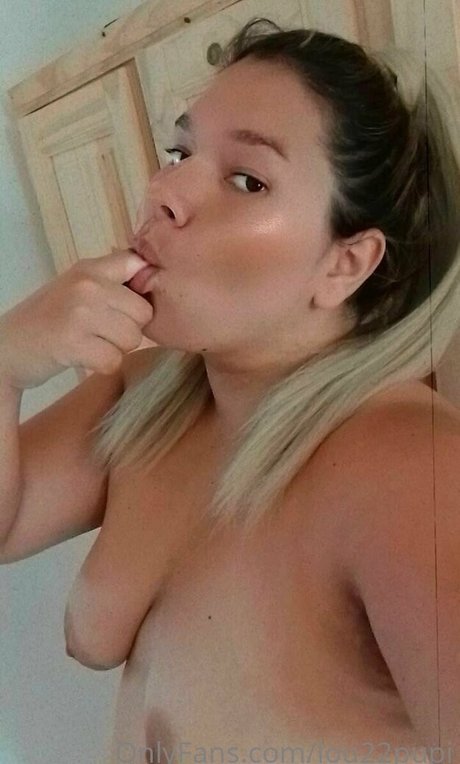lou22pupi セックス女優 写真