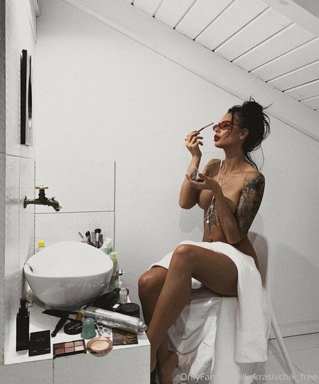 sunny free ポルノスター 美しい 写真