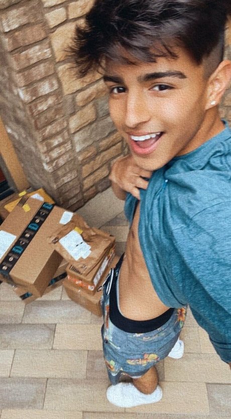 evillxe かわいいモデル 写真