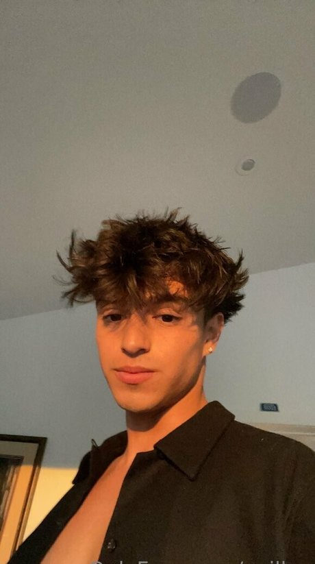 evillxe ポルノ女優 写真