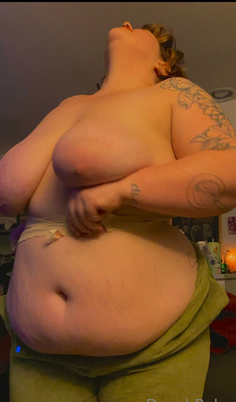 doughbabebbw ホットモデル 画像