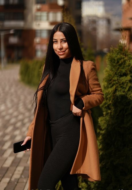 dayana wifey ポルノスター 独占 画像