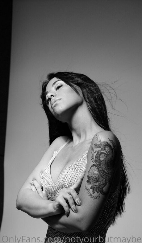 dayana wifey トップポルノスター ギャラリー