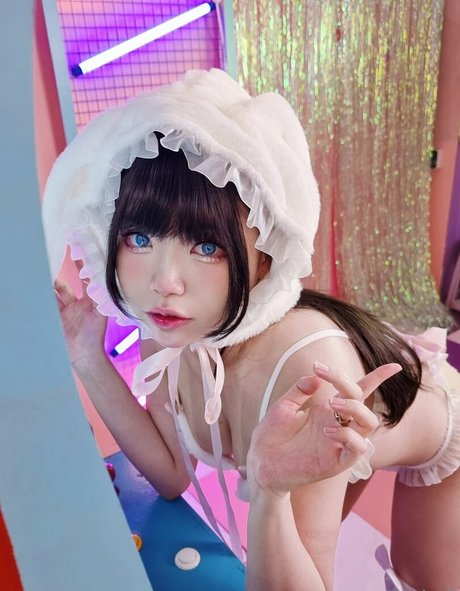 zinie アート女優 写真