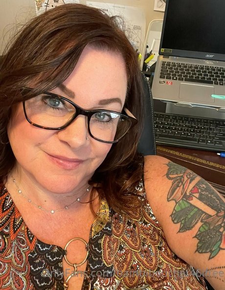 bambibouchet46ifree スター xxx 画像