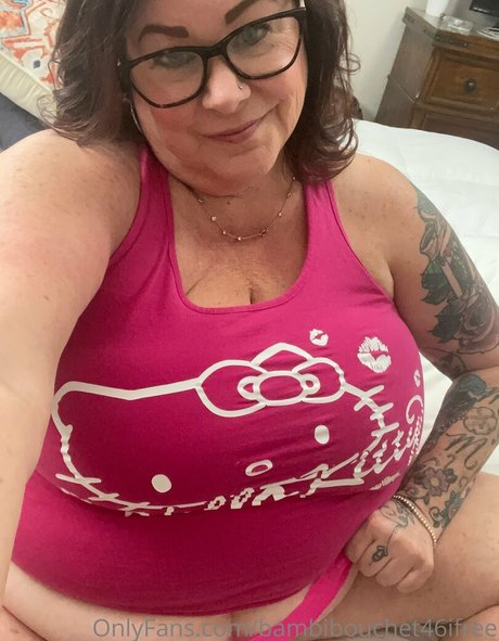 bambibouchet46ifree 美しいスター 写真