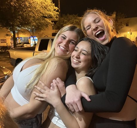 Shea O エロティック女優 ギャラリー